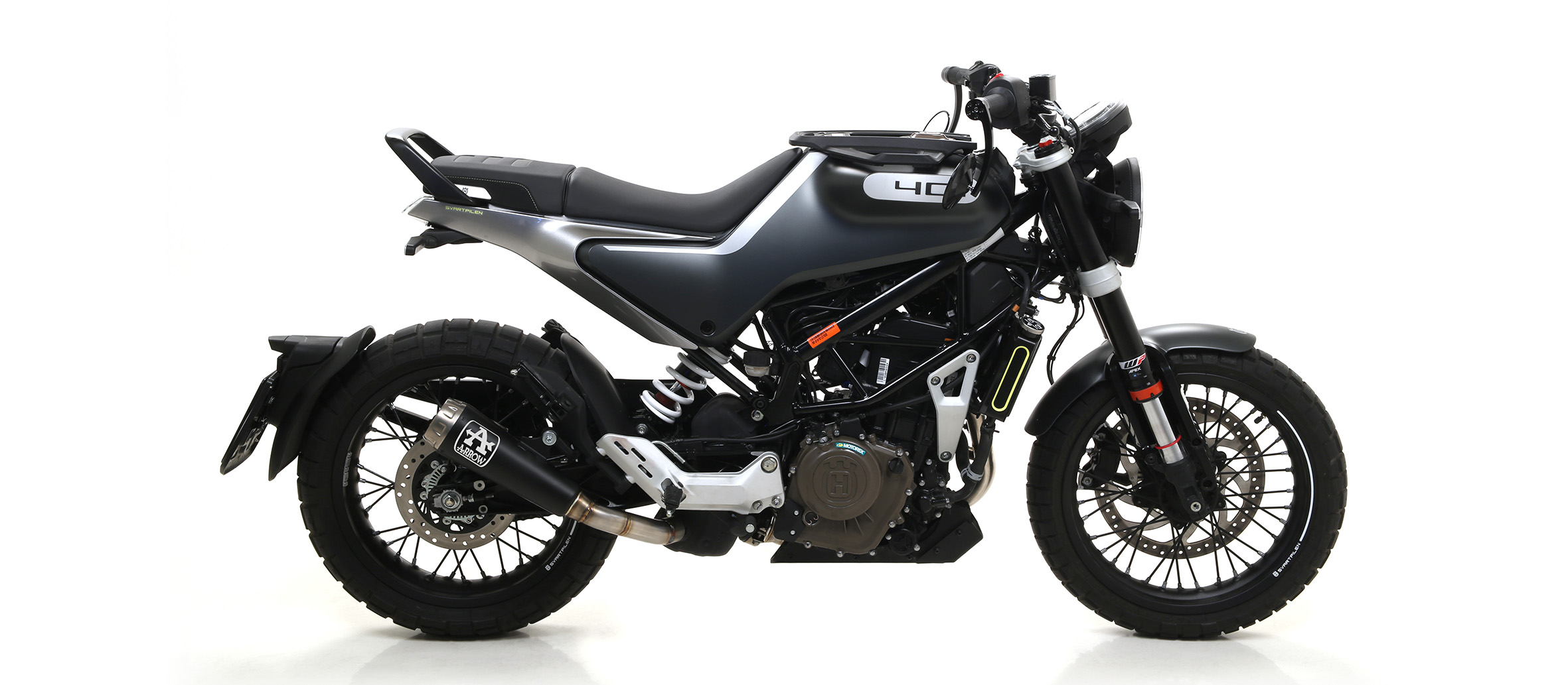 Husqvarna_Svartpilen401_20_Slip-on_Pro-Race_PRN_1.jpg