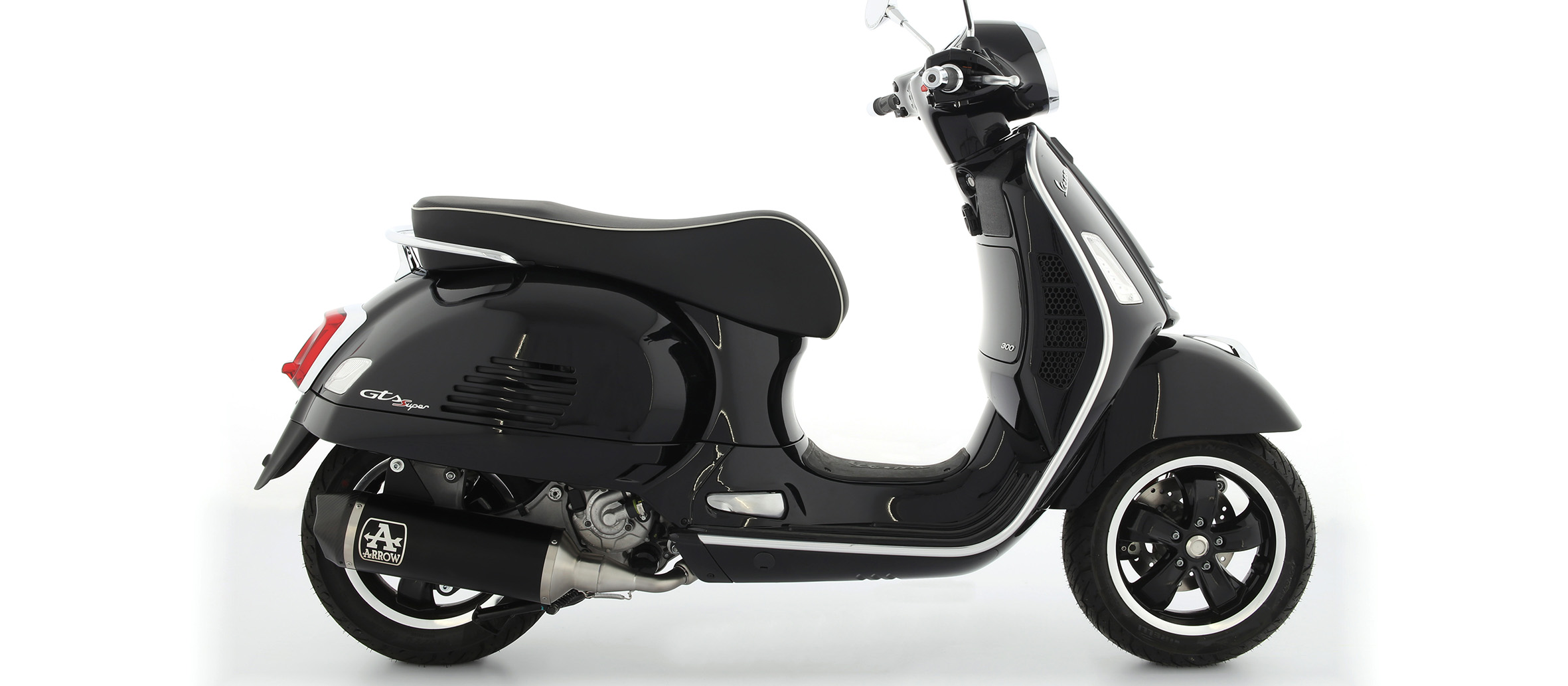53536AKN_Piaggio_VespaGTS300_21_Full_Urban_AKN_1.jpg