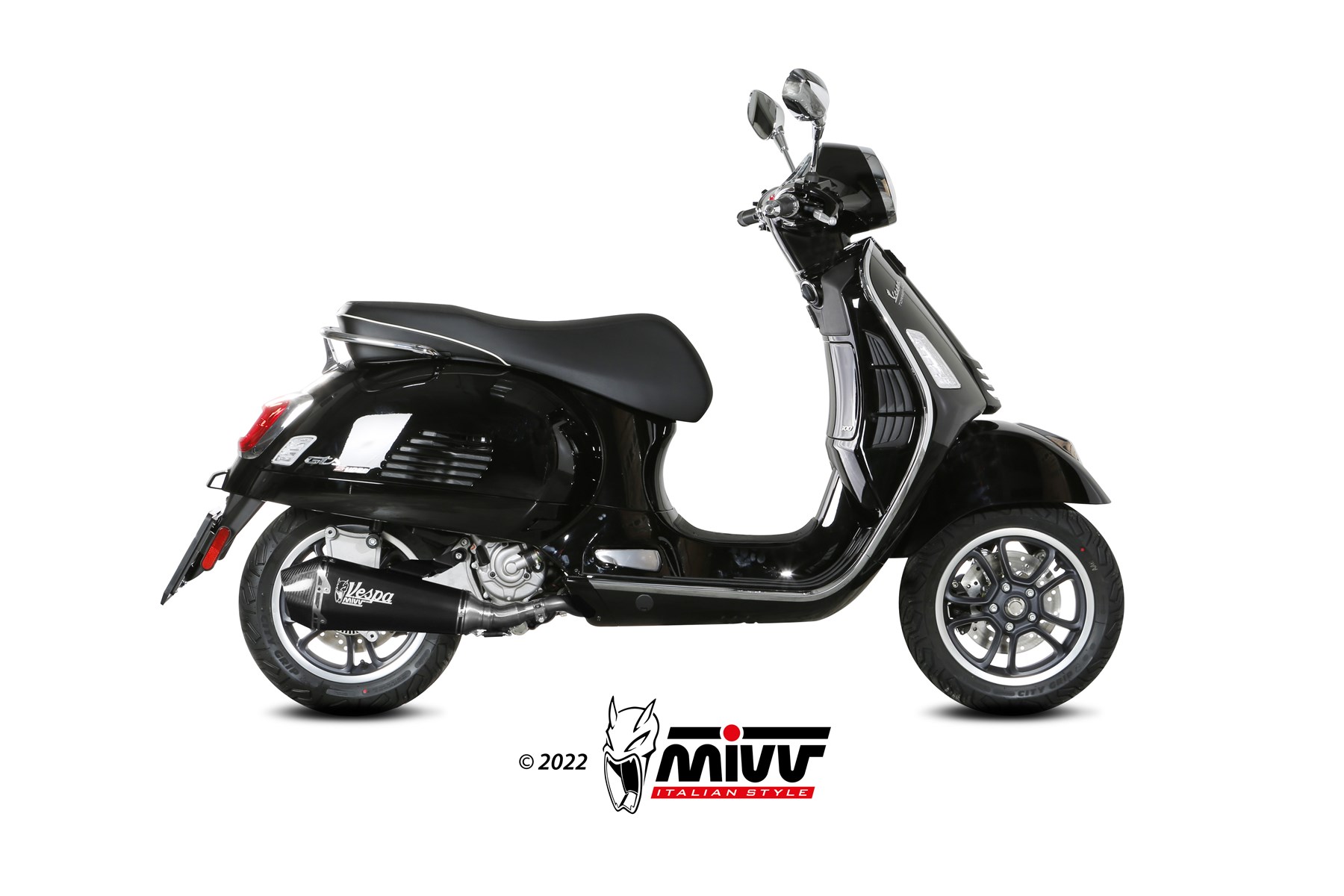 Piaggio_Vespa300GTS_Super_2022_73P009LDRB_01.jpg