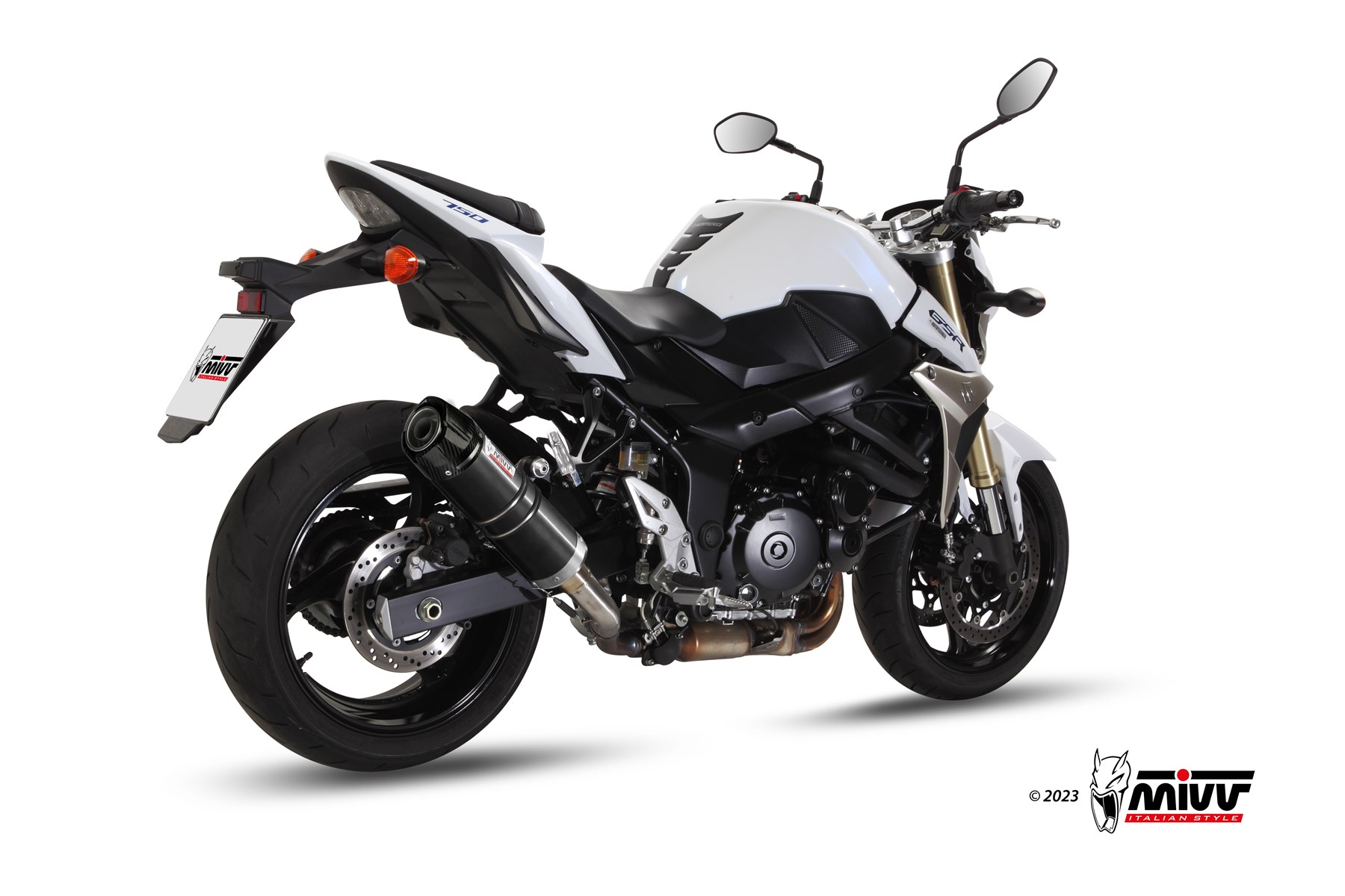 Suzuki-_GSR_750_11-16_73S037LXBC_02.jpg