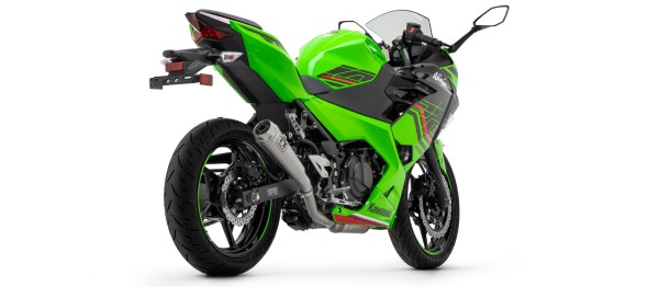 Kawasaki_Ninja400_23_Slip-on_Pro-Race_PRI_2.jpg