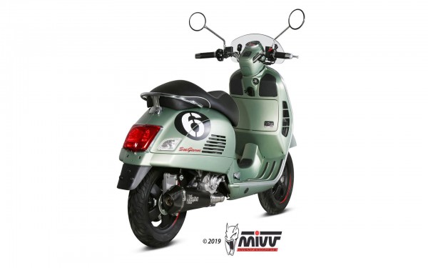 Piaggio_Vespa300GTS_05-16_73P008LDRB_02-1.jpg