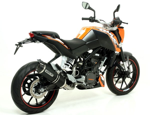4449_KTM_Duke125_11_Slip-on_AKN_2.jpg