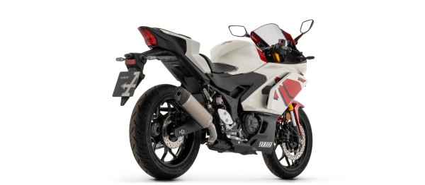 3cf77d54-1f2d-411e-b053-1794b28692f2_Yamaha_YZFR3_25_Slip-on_Arrow_Icon_PK_2.jpg